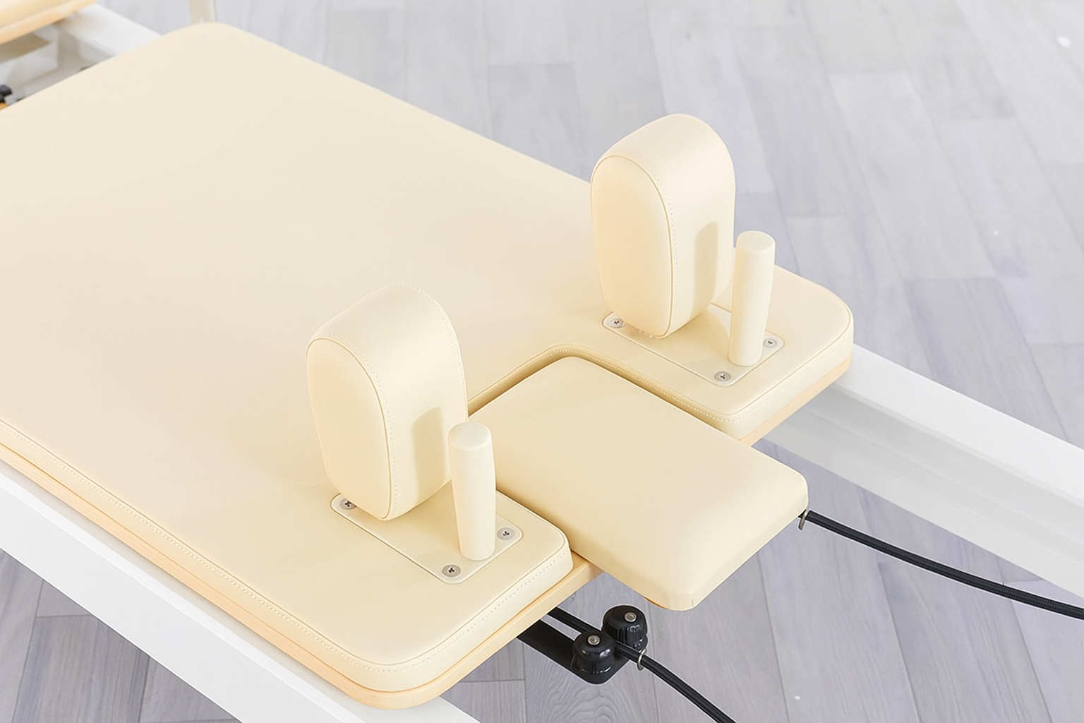 Vanilla Cream Pilates Reformer Group Classes
